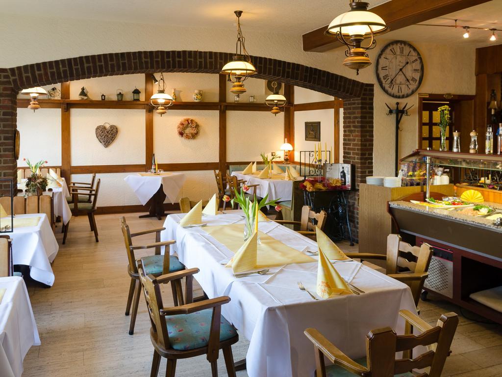 Landhotel Hamburger Hof Nettlingen Bagian luar foto