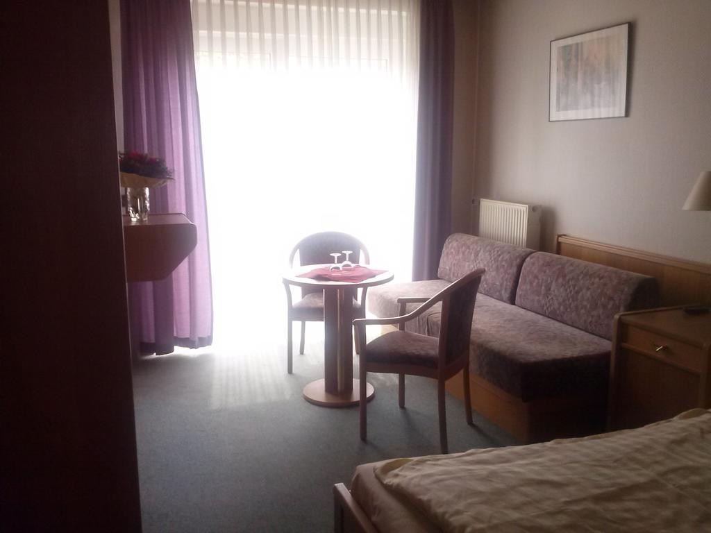 Landhotel Hamburger Hof Nettlingen Ruang foto